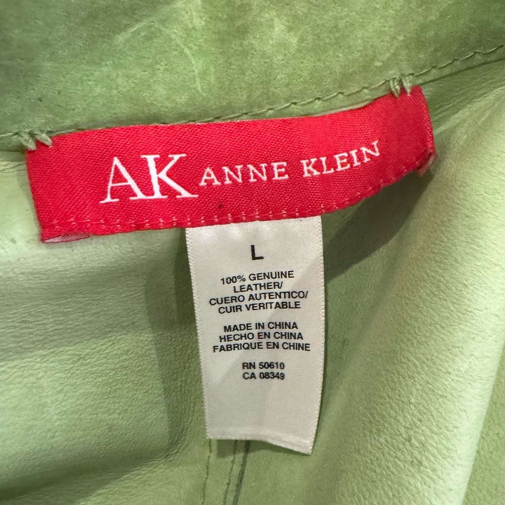 Anne Klein very cute green suede jacket size Large - Picture 5 of 5
